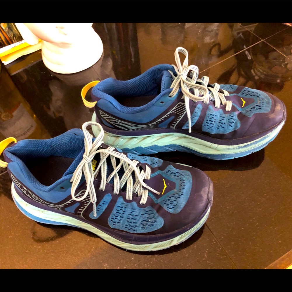 Hoka SZ 7.5